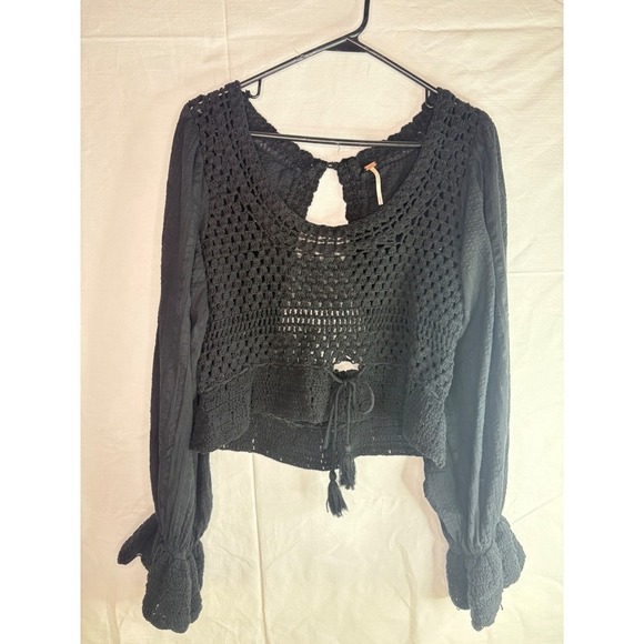 Free People Tops - Free People Black Crochet Knit Long Sleeve Open Back Tie Crop Top Women's M